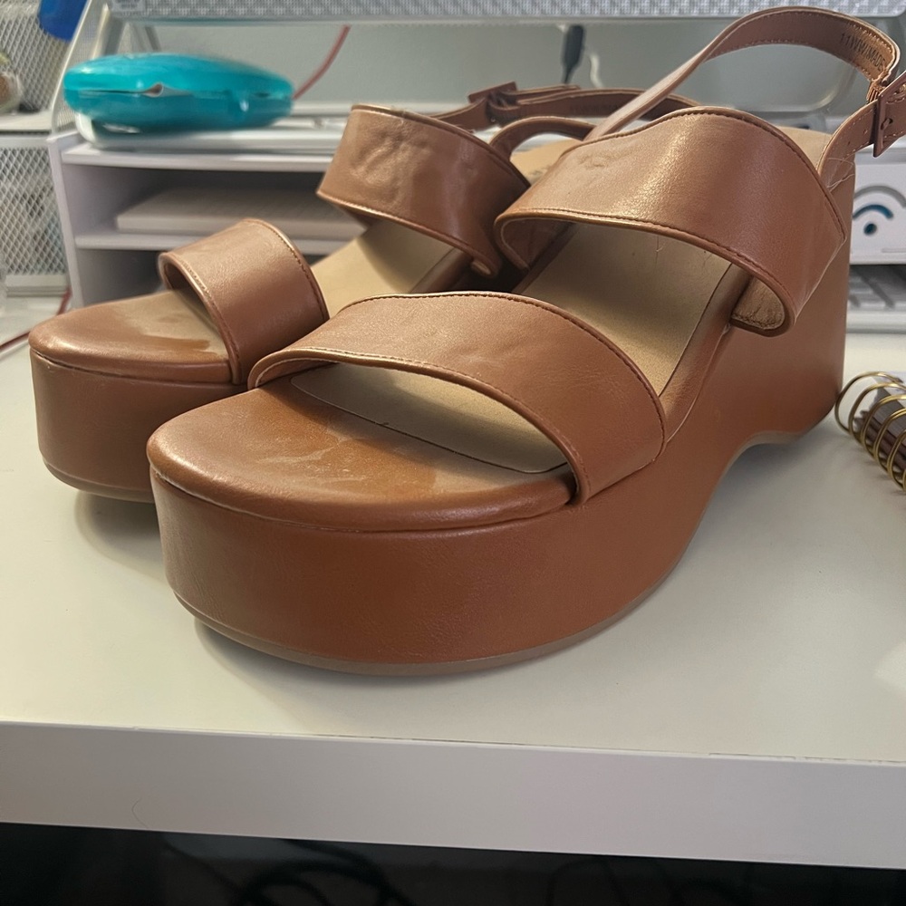 Women's Brown Platform Sandals